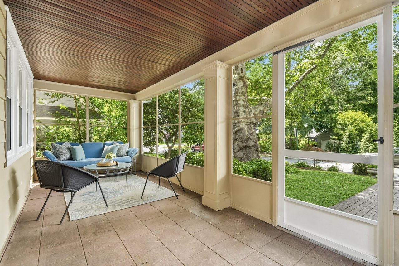 2 Kendall Avenue