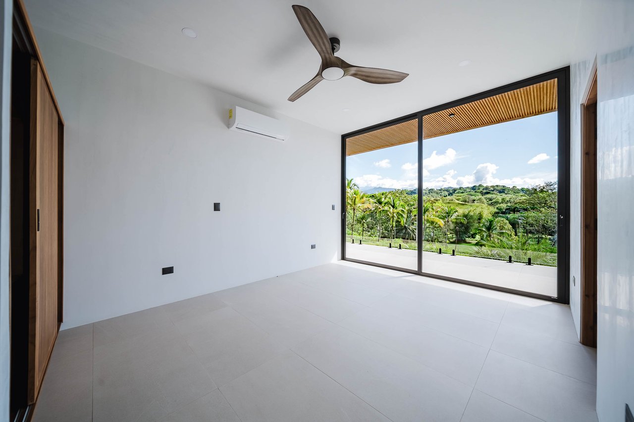 Finca Tranquila Brand New Luxury Residence