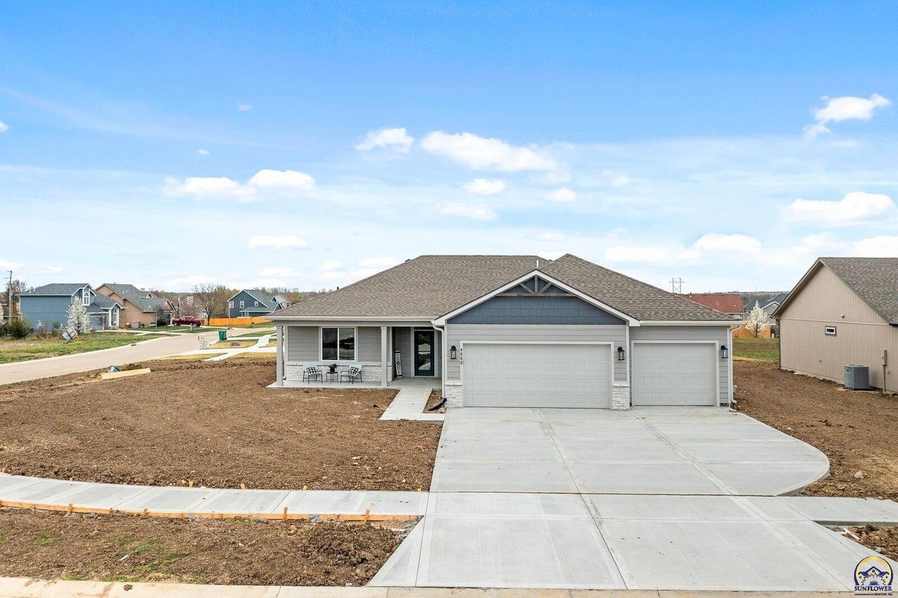 8005 SW 26th Ter Topeka KS