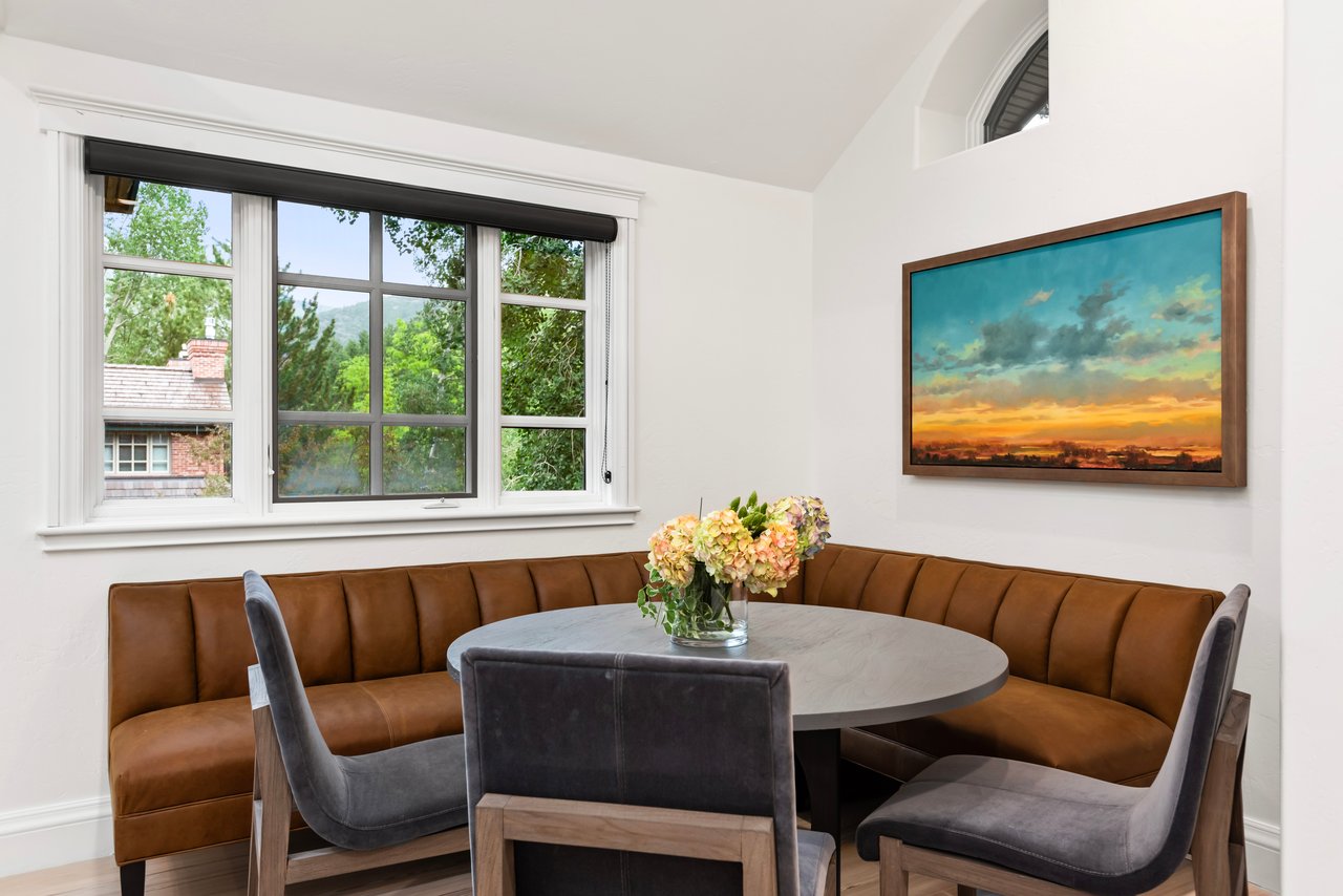 Beautiful Mountain Contemporary Townhome in Aspen Central Core