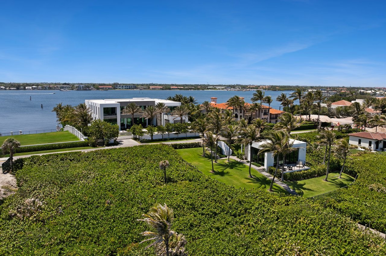 Ocean-to-Lake Manalapan Compound