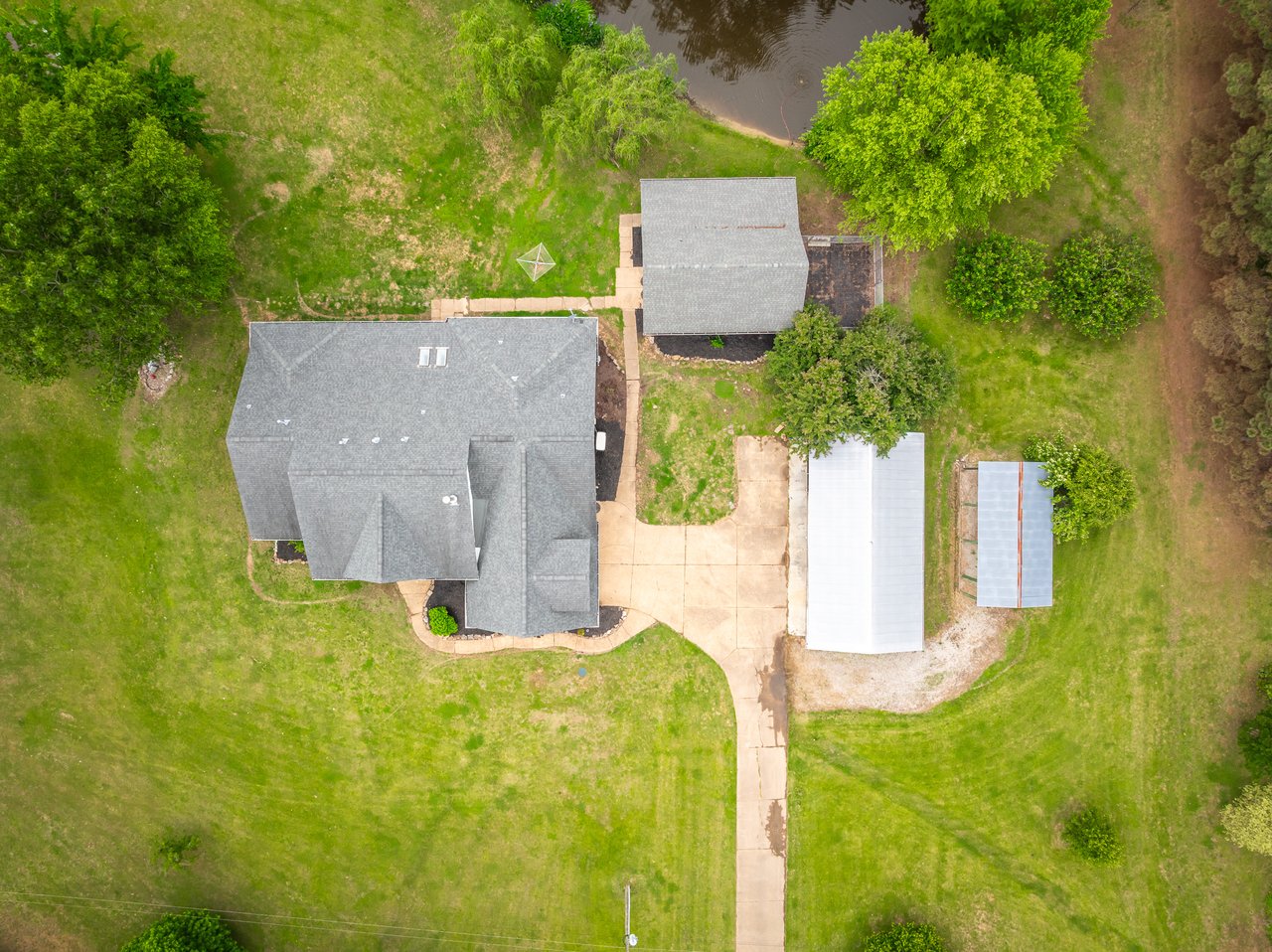 1095 CULBREATH RD