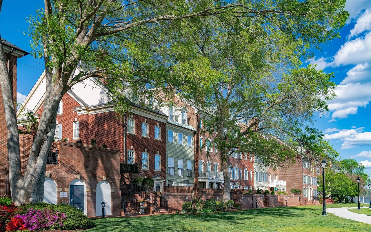 Kingsmeade at Hunter Oaks