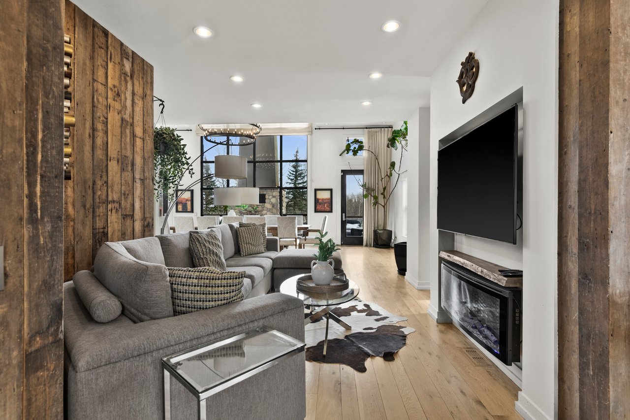 19 Bearspaw Summit Rise