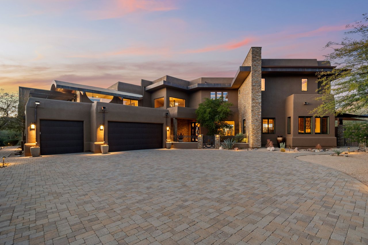 10570 E Pinnacle Peak Road