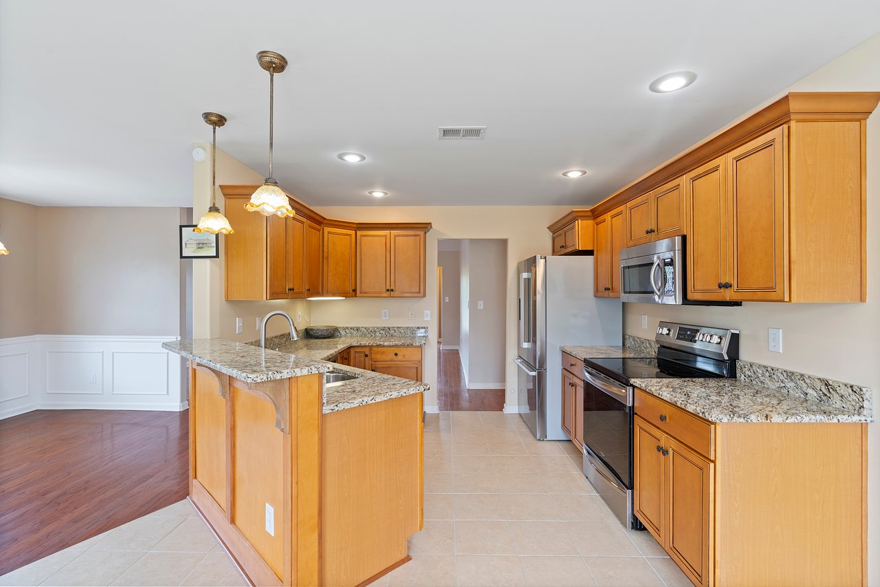 No HOA!! Great property in Toney!