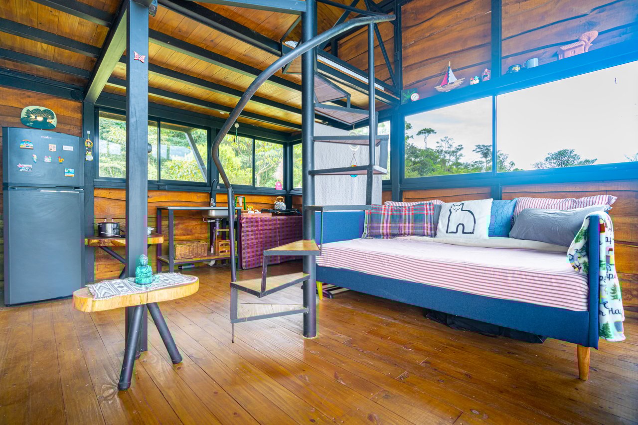 Off Grid Cabin - San Vito with Amazing Mountain Views