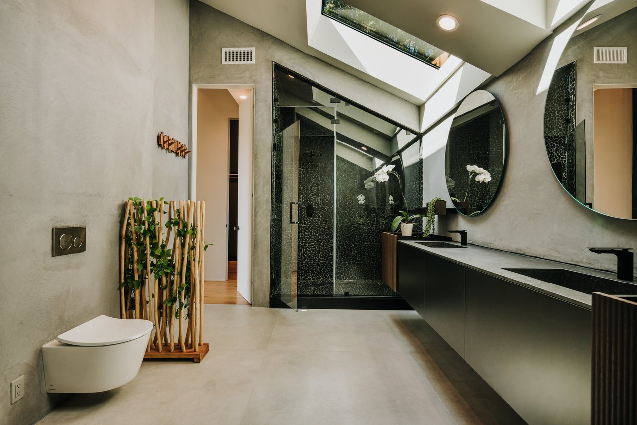 1509 Amalfi Dr 