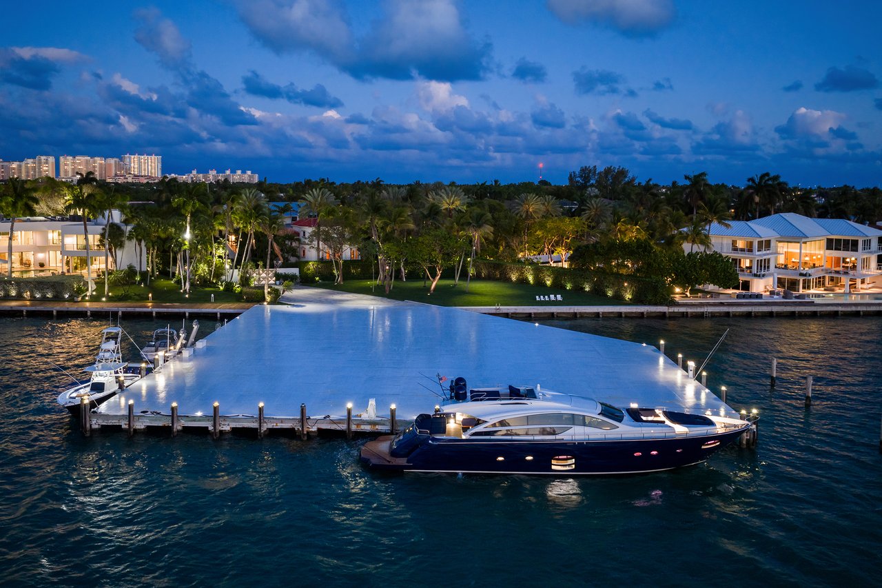 One of America’s Most Iconic Waterfront Estates