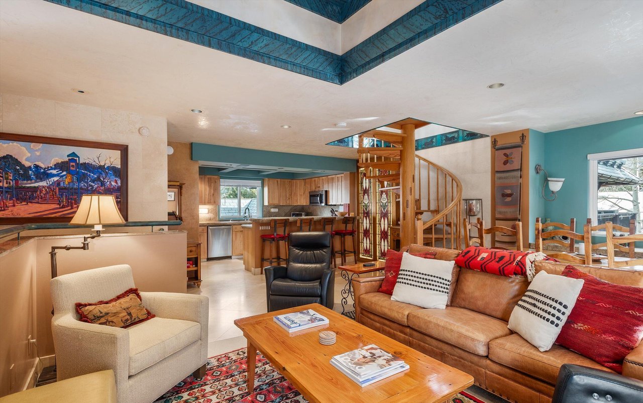 Exquisite Downtown Aspen Living In 3-Level Townhome