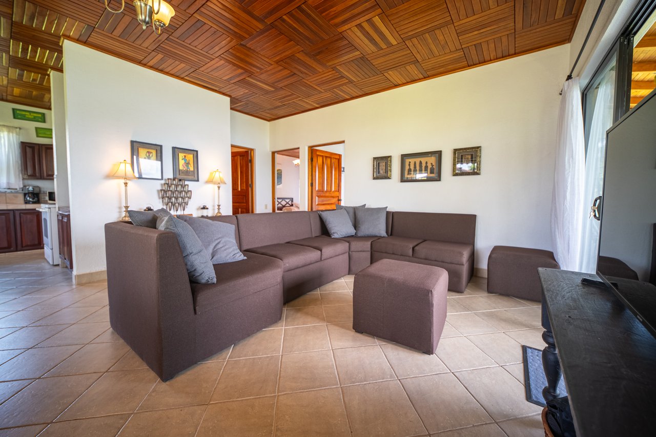 Rio Chiquito Ranch & Villas | 143-Hectare Ranch Estate with Villas, Forest & Full Infrastructure in Tilarán, Costa Rica