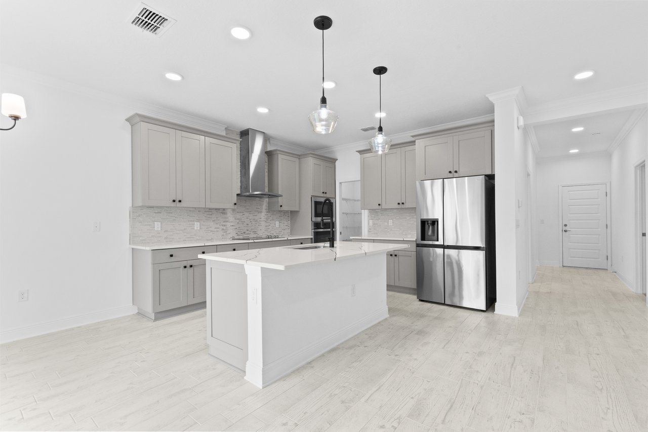 7421 Notched Pine Bend