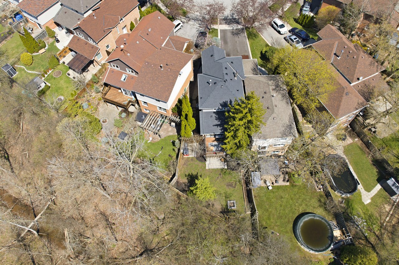 1181 Potters Wheel Cres, Oakville