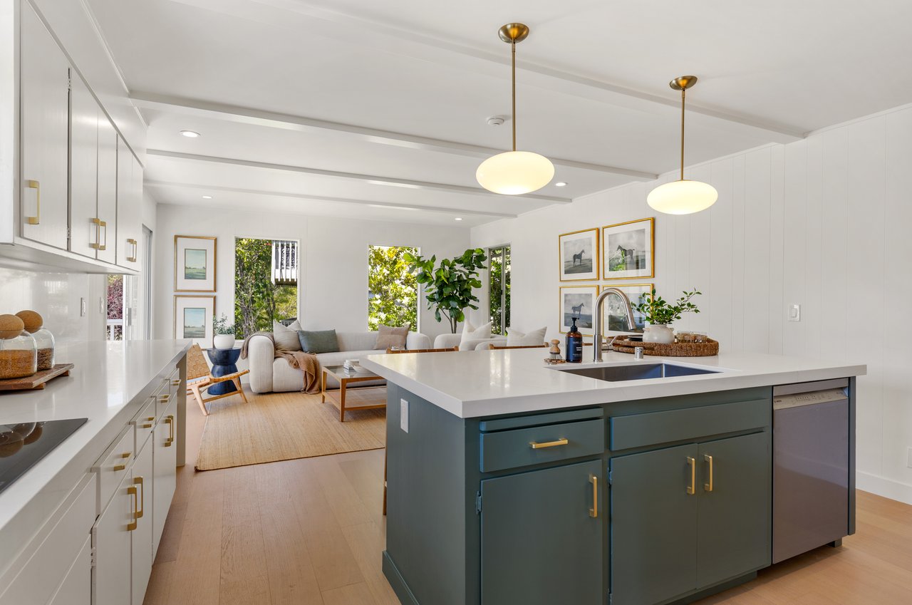 A Tasteful Renovation Meets Timeless Mid-Century Architecture