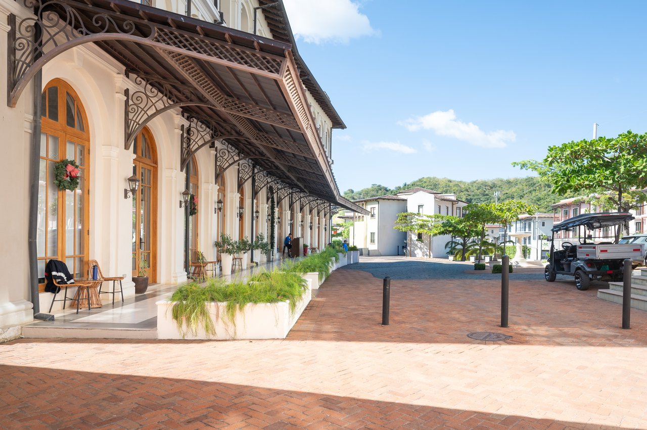 El Prado Lot #18 | Near the Coast Home Construction Site For Sale in Las Catalinas