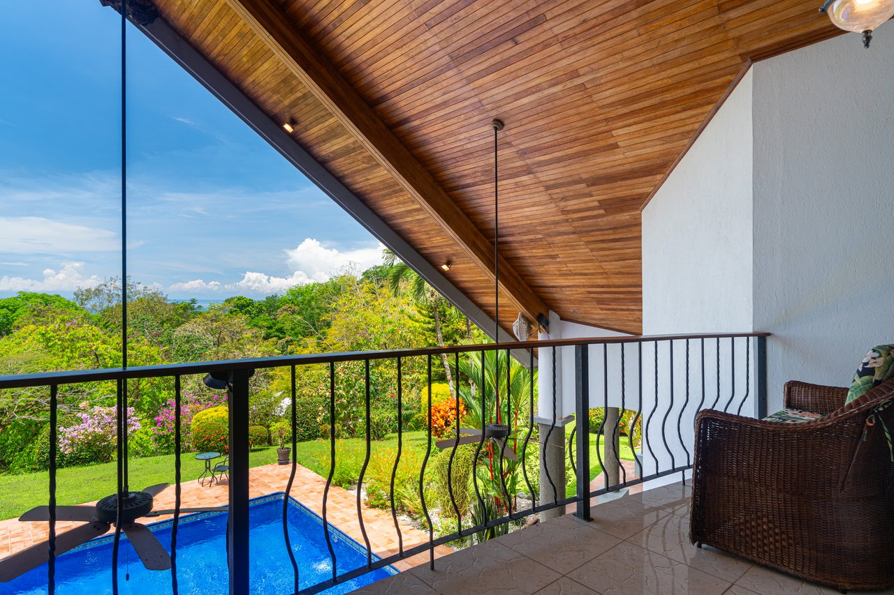 Casa La Bendición, Private Jungle Retreat with Ocean View