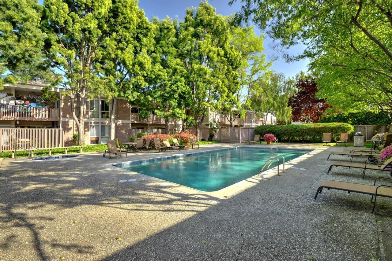 280 Easy Street Unit #210