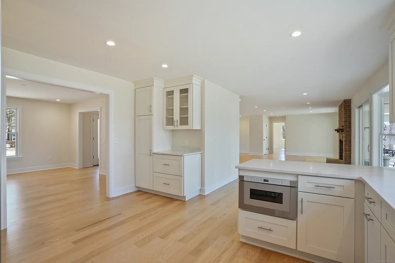 160 Old Hawleyville Rd