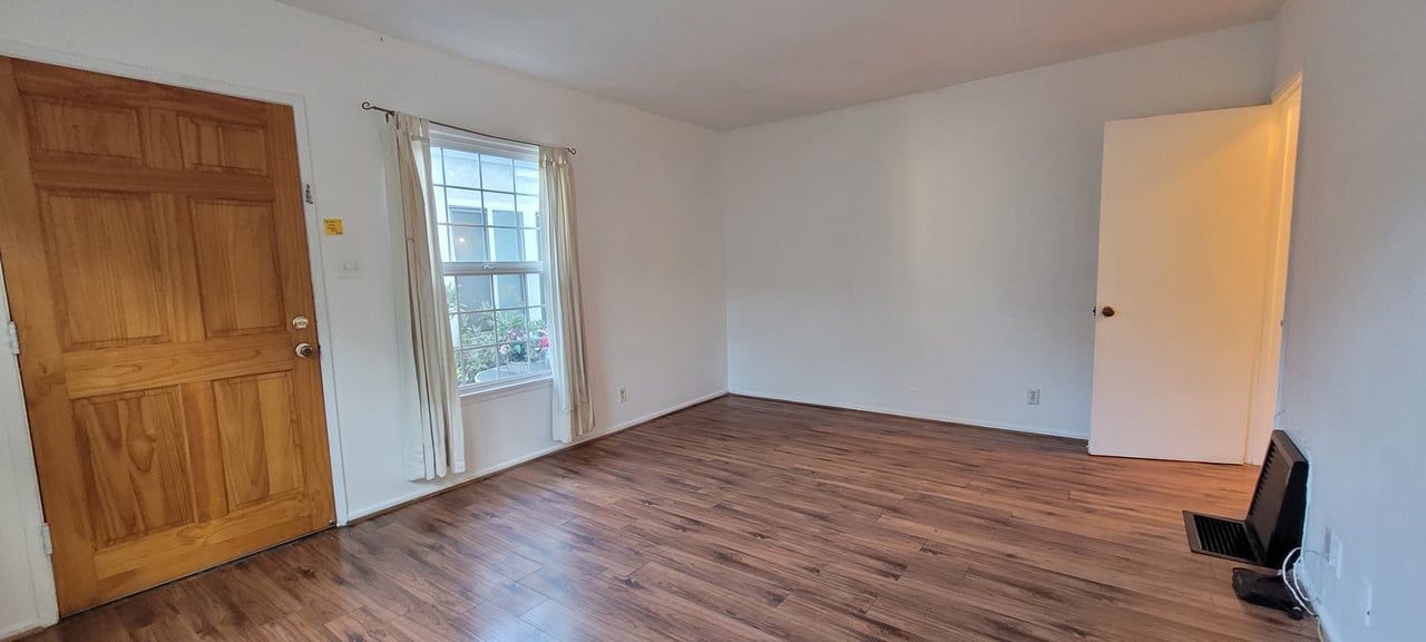 4 Units in Los Angeles