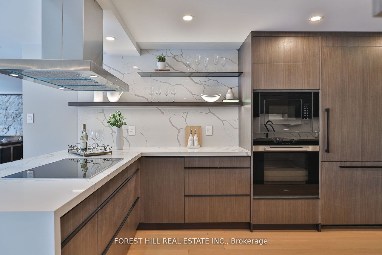 LOWER PENTHOUSE IN THE FINANCIAL DISTRICT