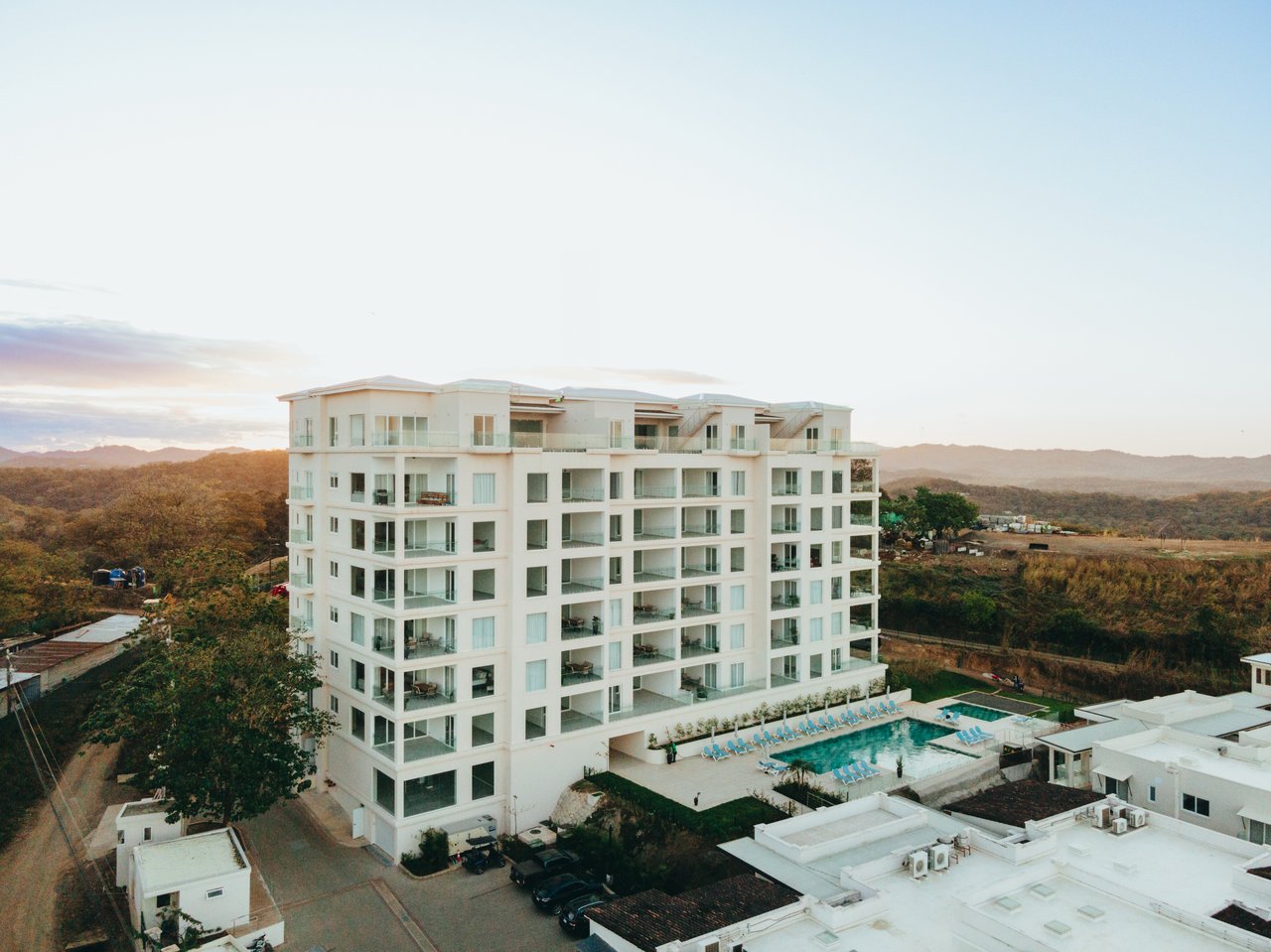 Residencia La Vista Tower C – Penthouse 701 | Elevated Ocean-View Living in Playa Tamarindo