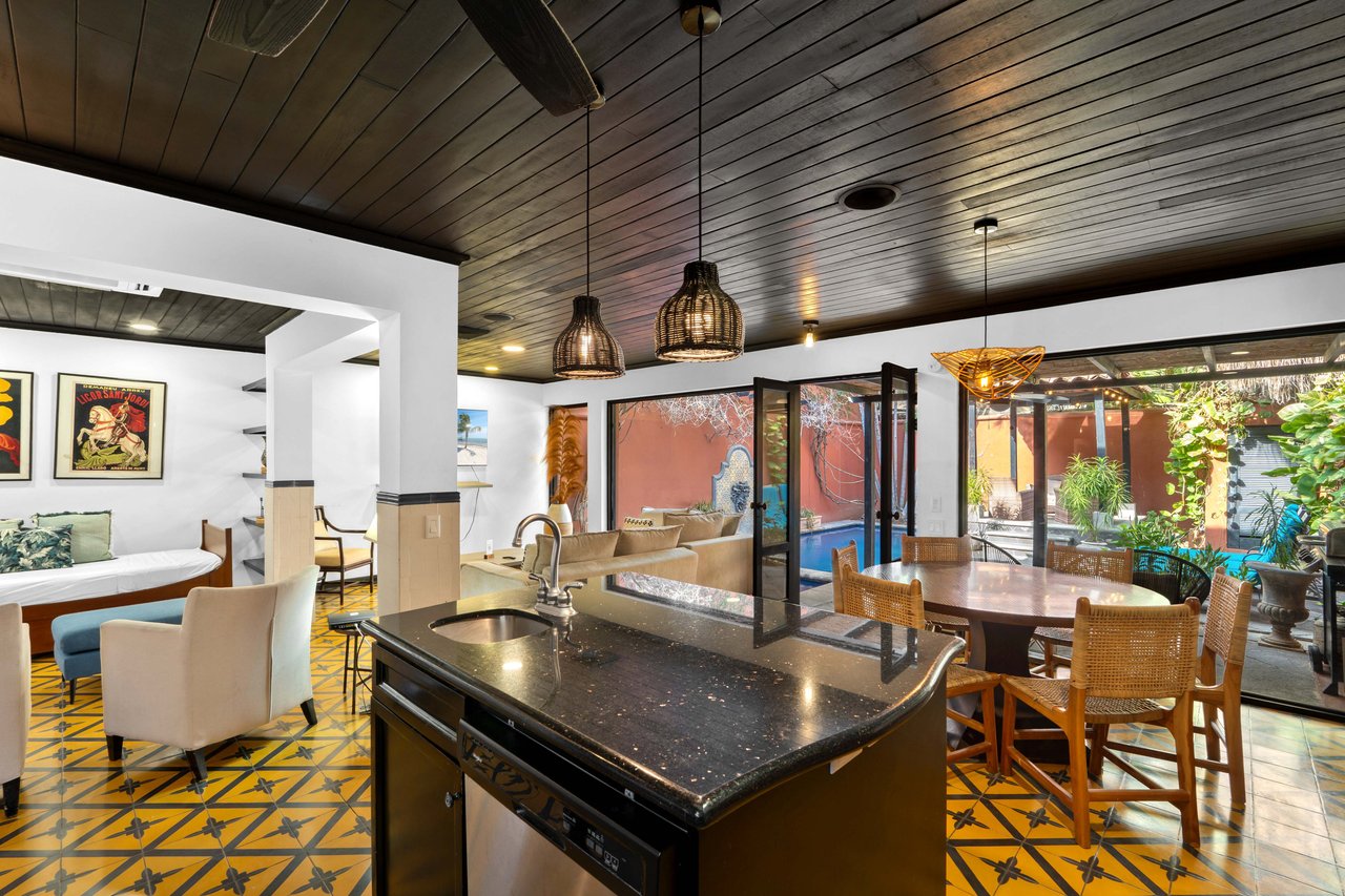 Villa Cerca del Mar 5 | Beach House in Highly Coveted and Intimate Development in Tamarindo/Langosta