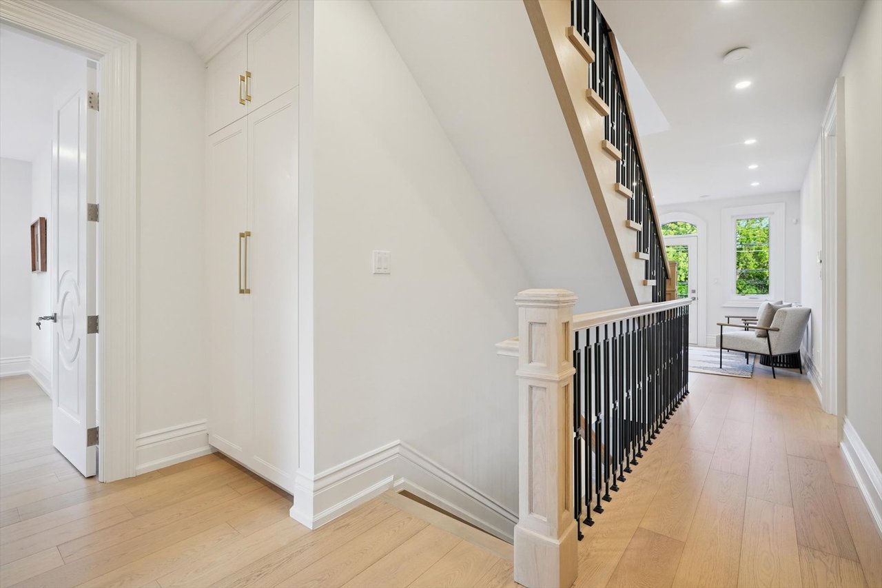 452 Rothesay Place
