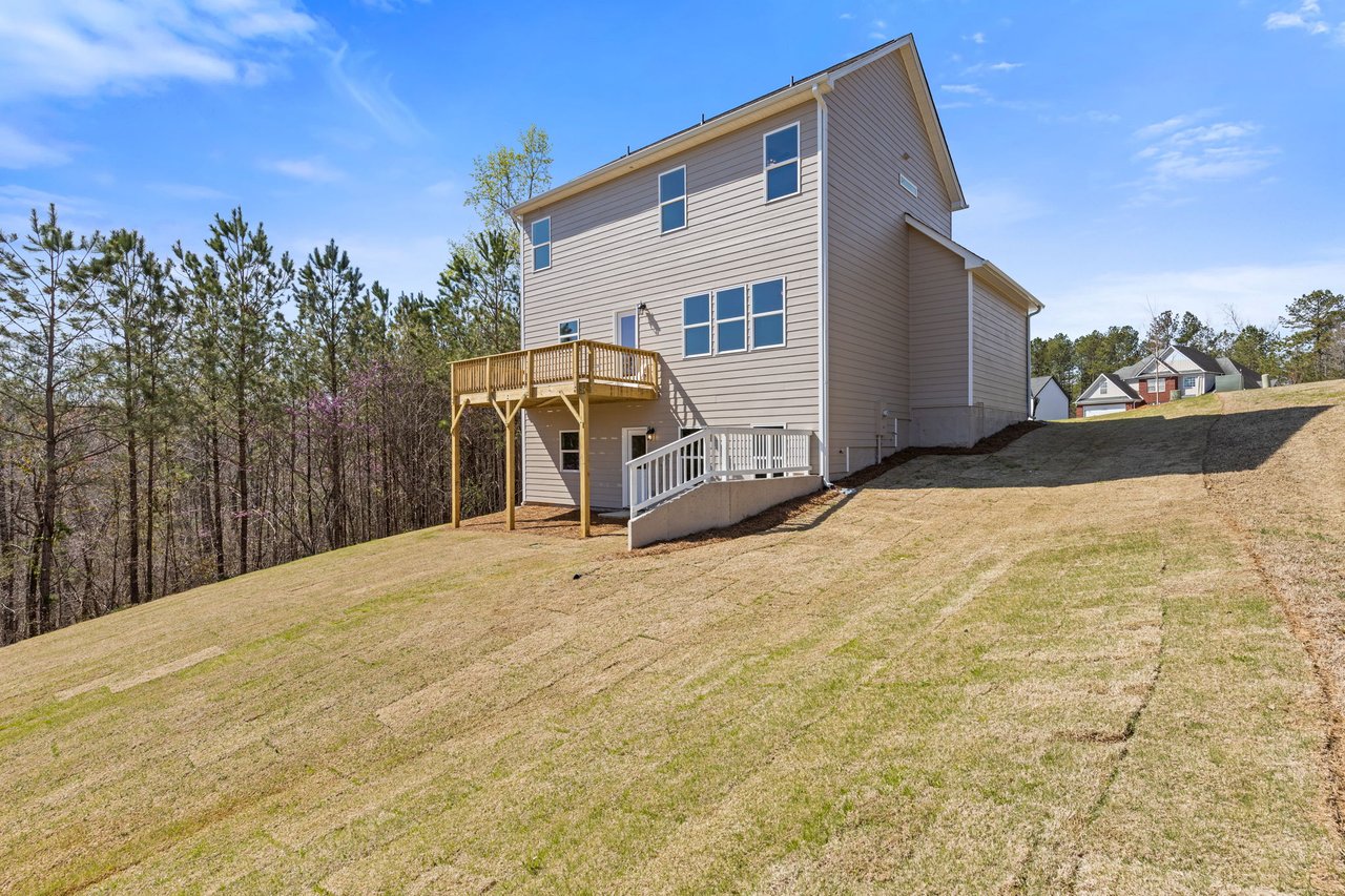 688 Shoals Trl