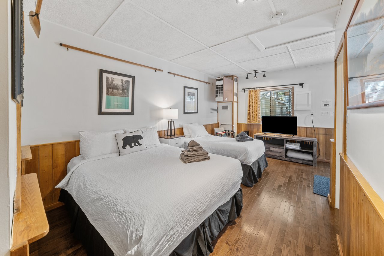 Beaver Street Cabins Banff | B&B Inn