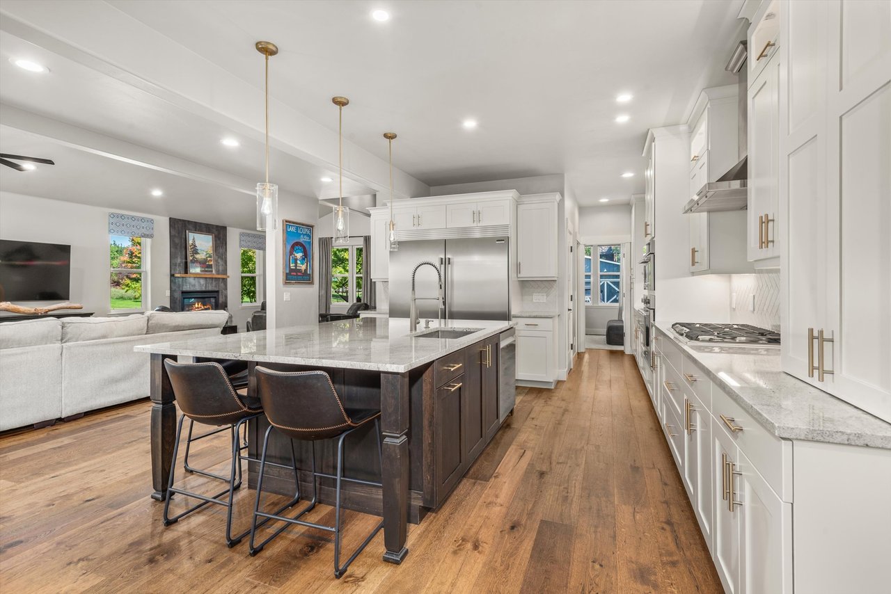 Your New Willits Home Awaits