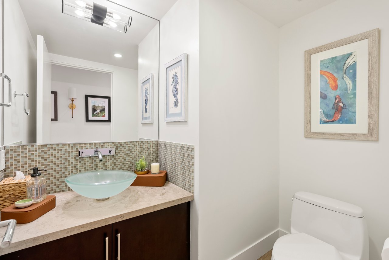 OCEANSIDE BEACH HOUSE