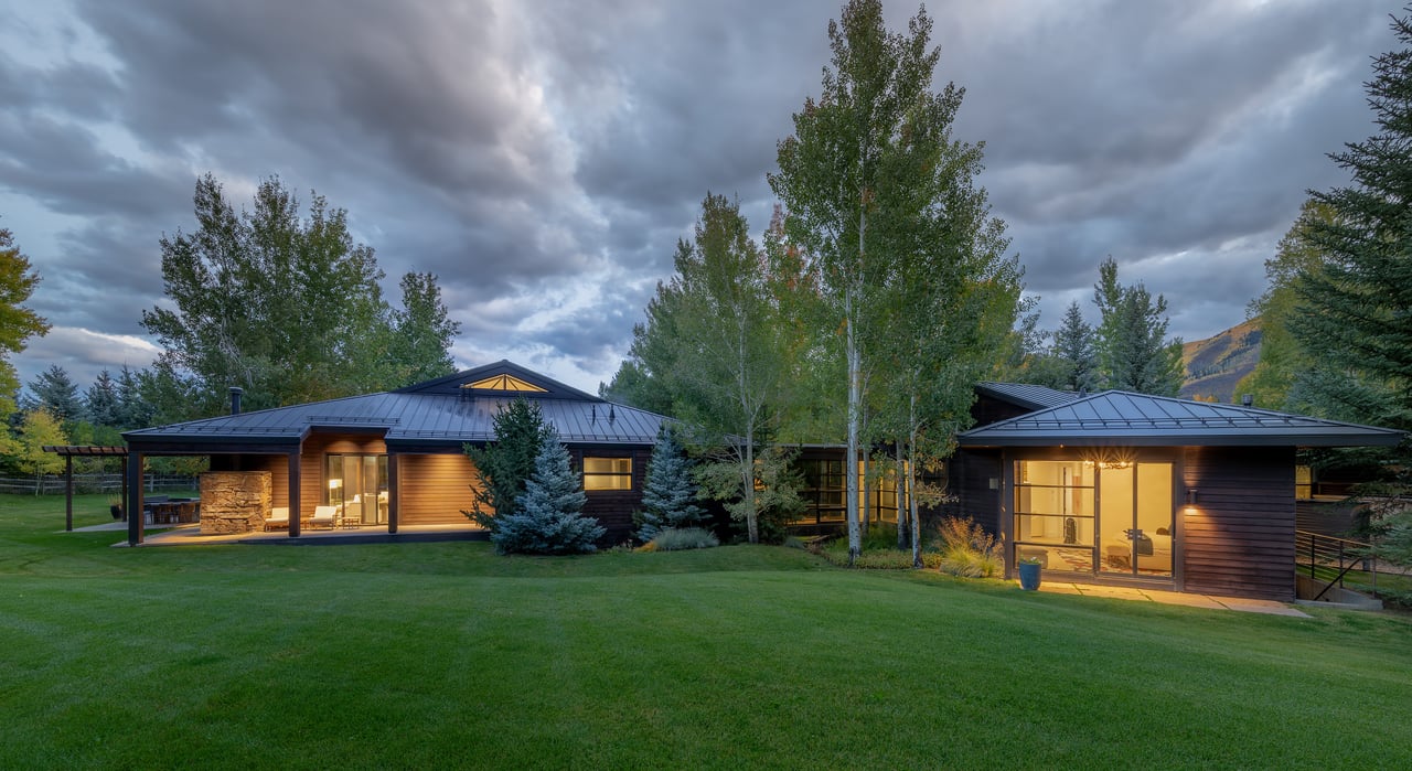 28 Maroon Drive, Aspen