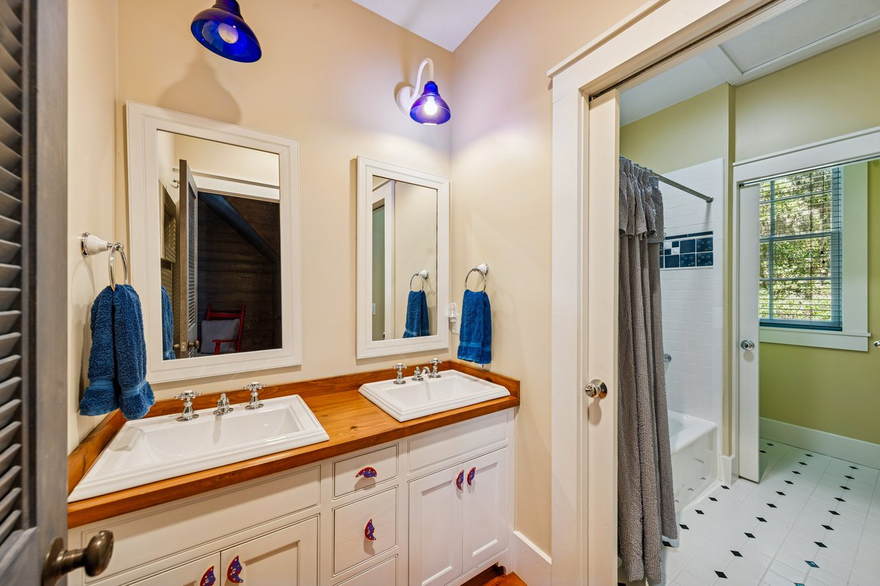 25 Goose Pond Circle 