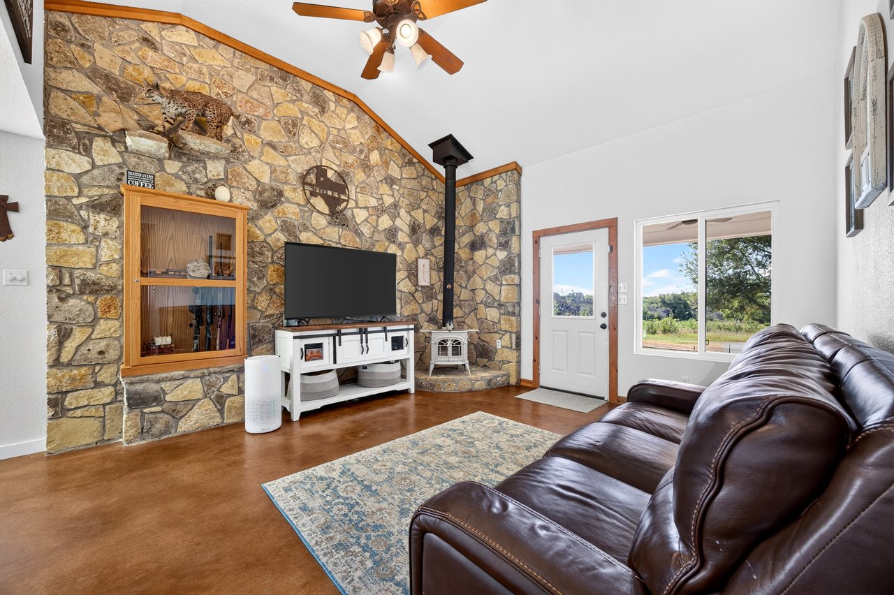 7328 FM 205 Bluff Dale