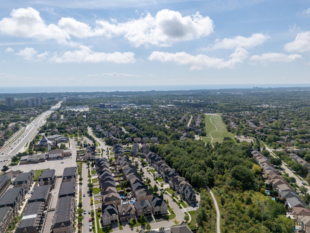 2163 Vineland Crescent, Oakville
