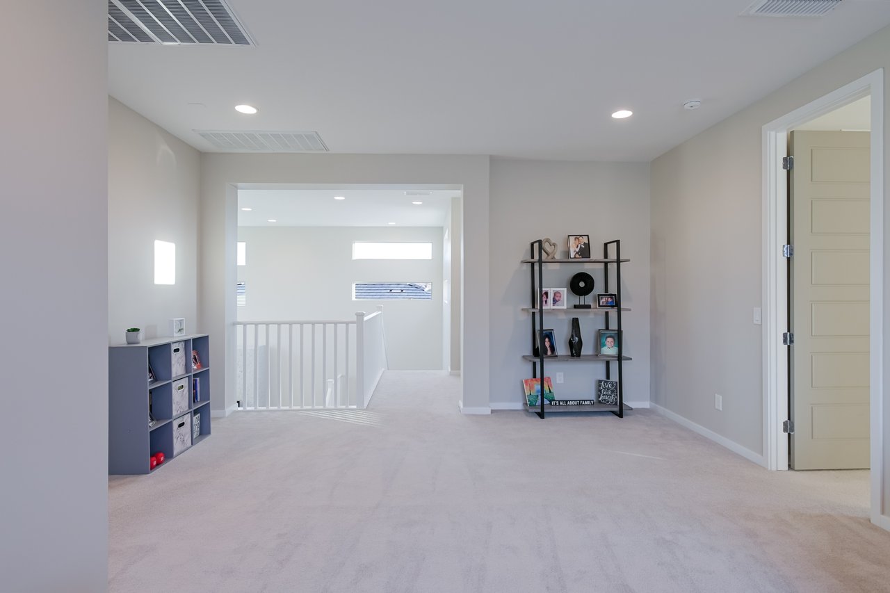 22011 North 34th Way