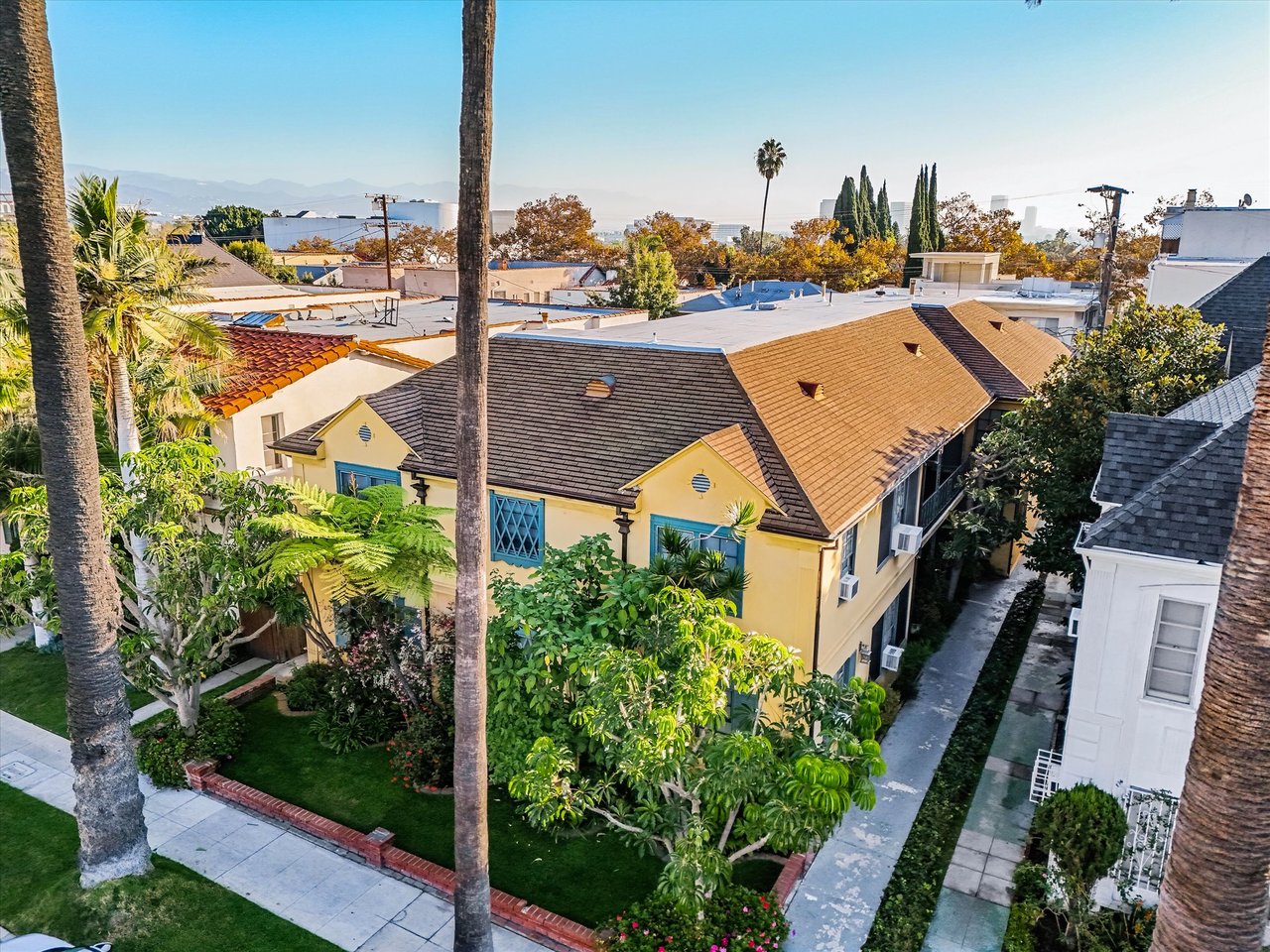 The Crown Jewel of  South Palm Drive