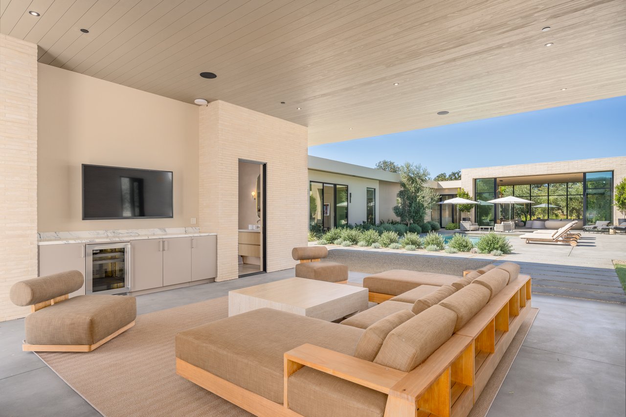 1608 Ridge Valley Road