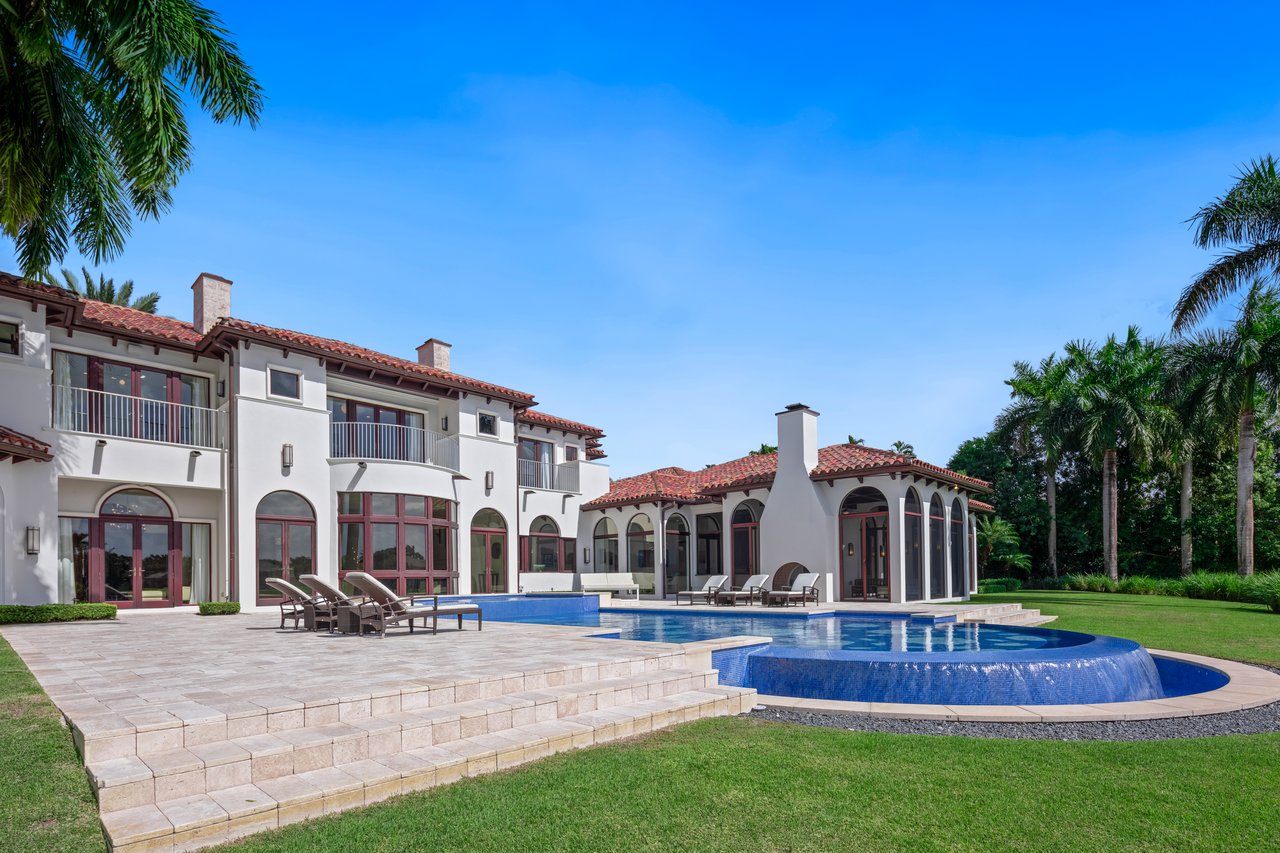 8808 Twin Lake Dr