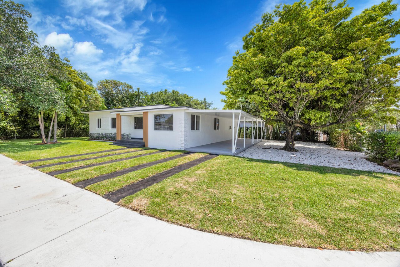 Fully Renovated 4-Bedroom Home Minutes from Coral Gables