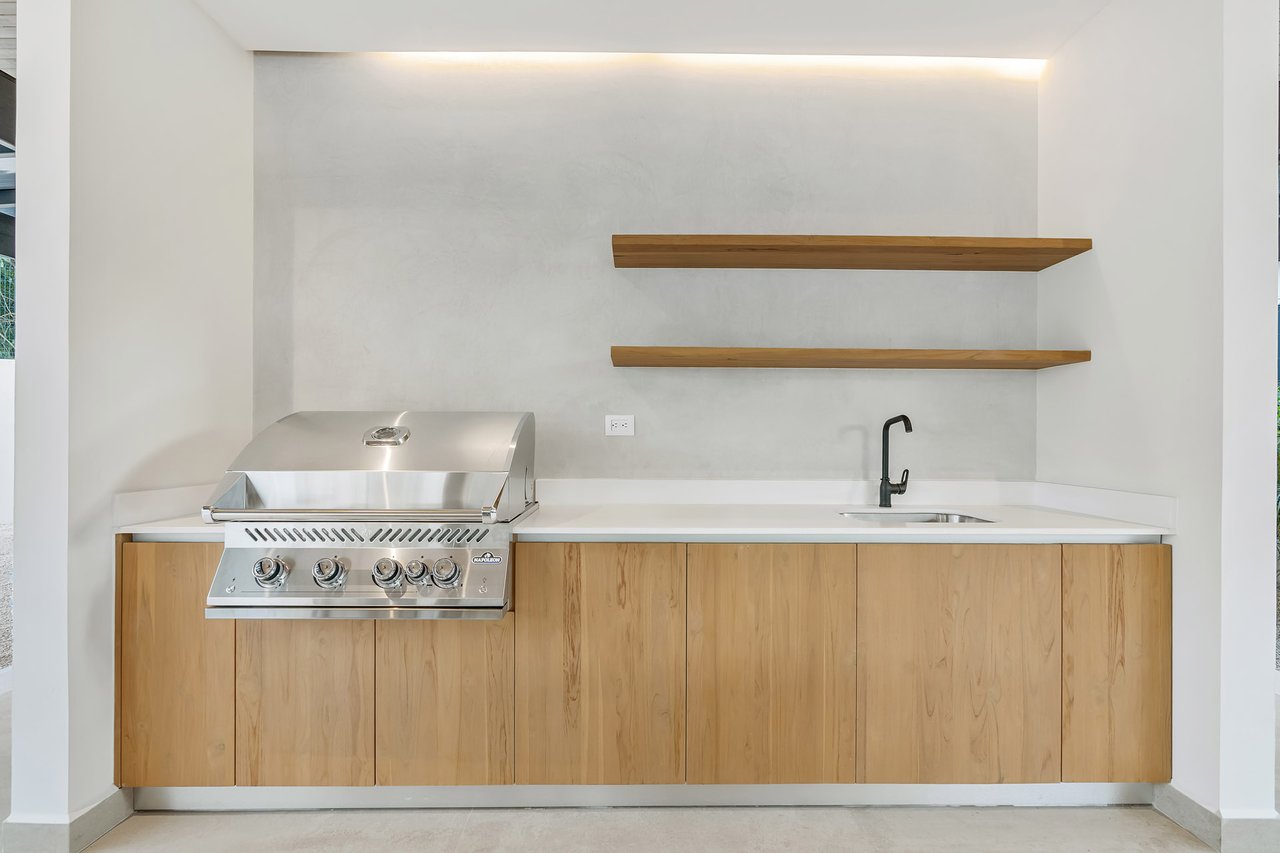 Villa Tropical Dawn | 4-Bedroom Modern Oasis in Bosques de Pinilla with Forest Views & Resort-Style Amenities