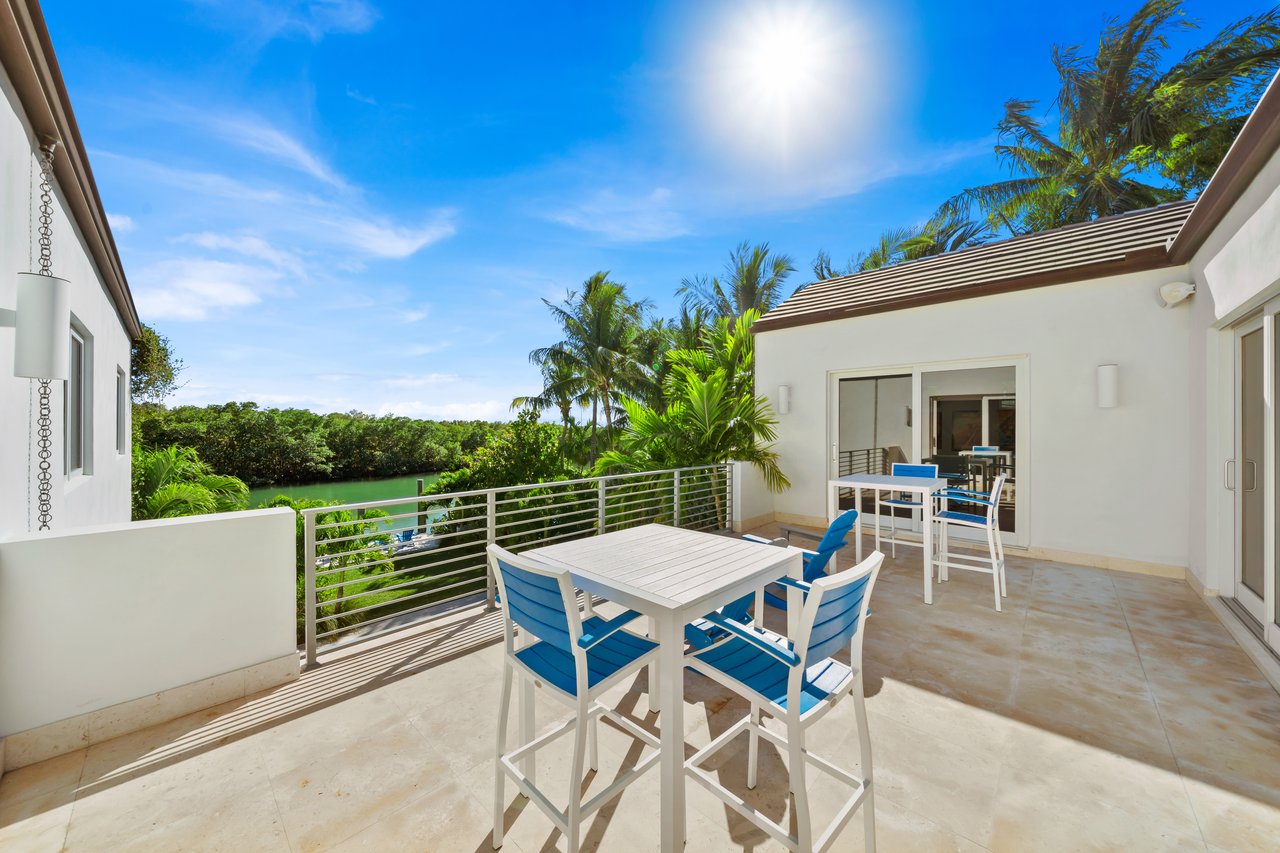 180 Cape Florida Drive