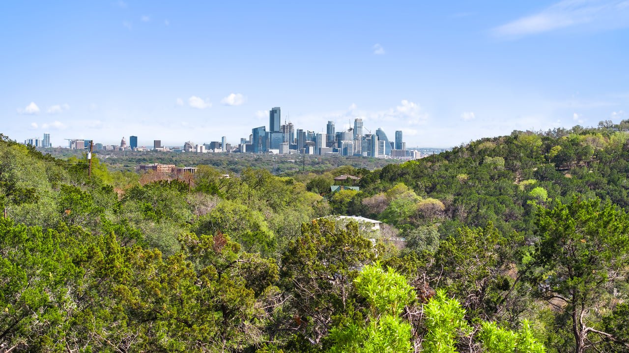 Panoramic Downtown Views