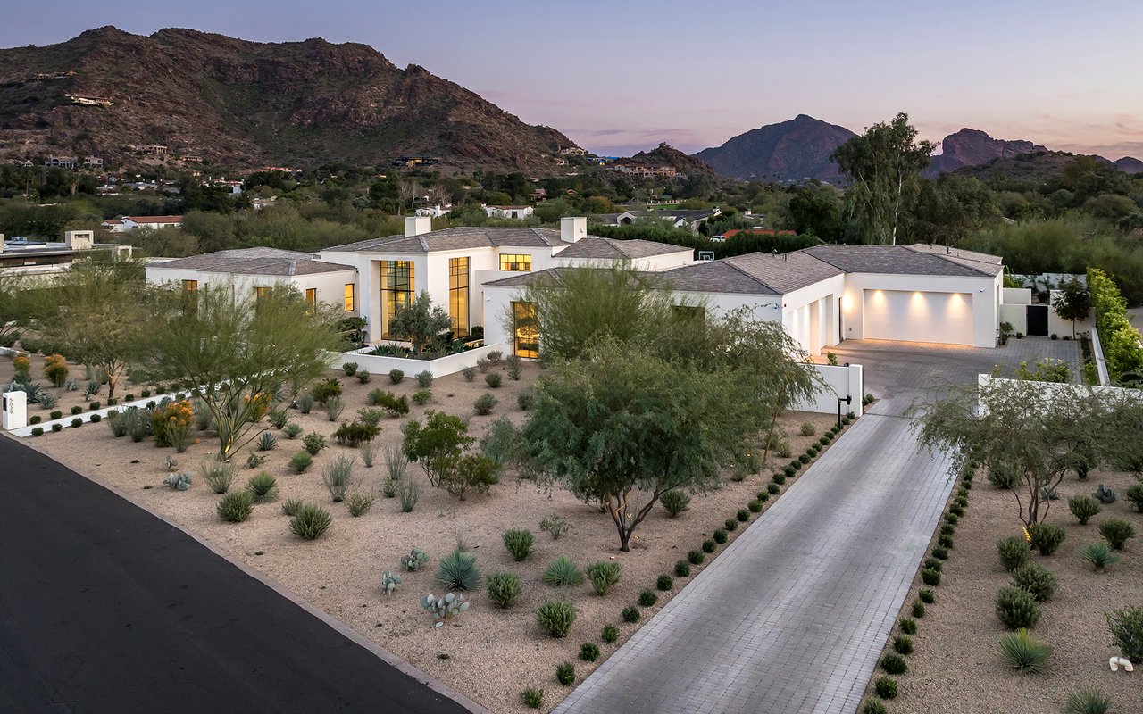 5029 E DESERT PARK Lane