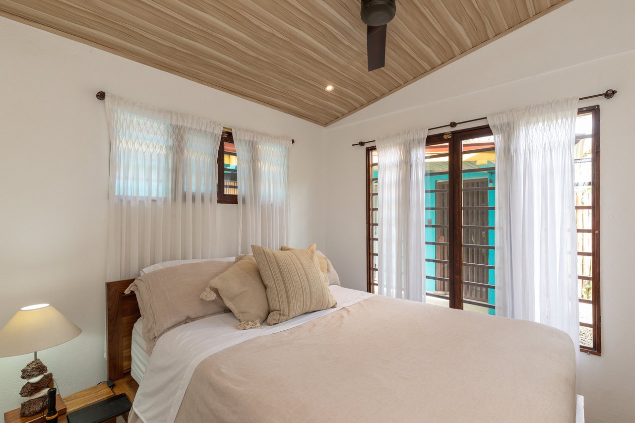 SUCCESSFUL BOUTIQUE HOTEL WITH OWNER’S HOME BY THE BEACH IN UVITA