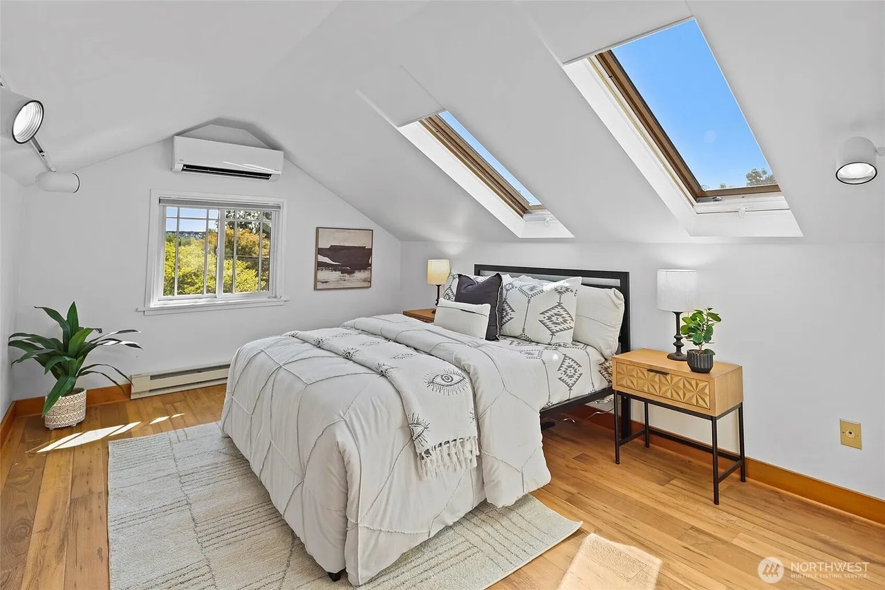 3901 Bagley Avenue N