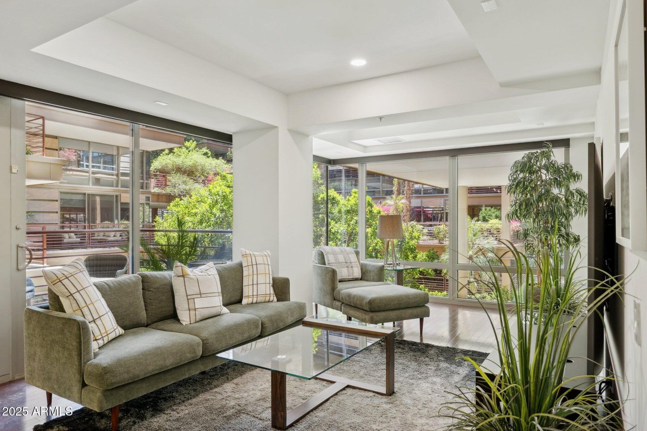 7151 E Rancho Vista Dr, #3001