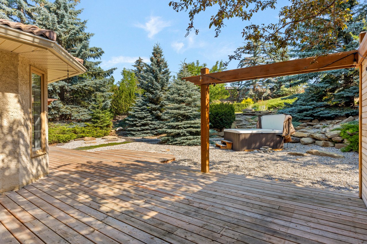 138 Scimitar Bay NW