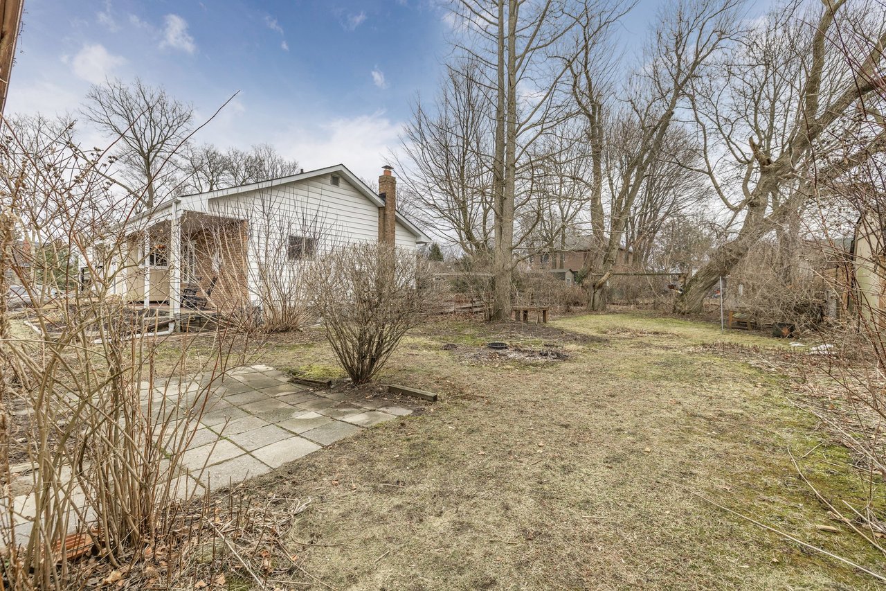 410 Eagle Street, Newmarket, ON L3Y 1K6