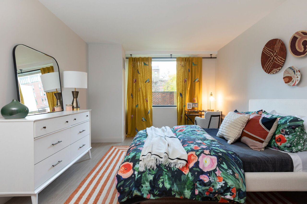 75 Saint Alphonsus St., #1110